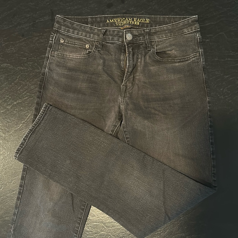 Men’s American Eagle extreme flex slim straight jeans